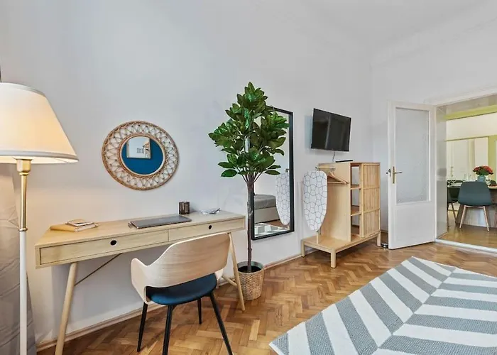 Stylish & Modern Viennese Vienna